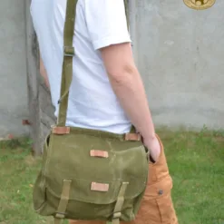 Canvas Messenger Bag – Army Green